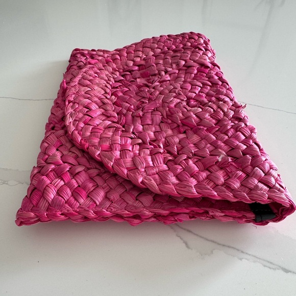 NWOT Woven Clutch - Picture 4 of 6